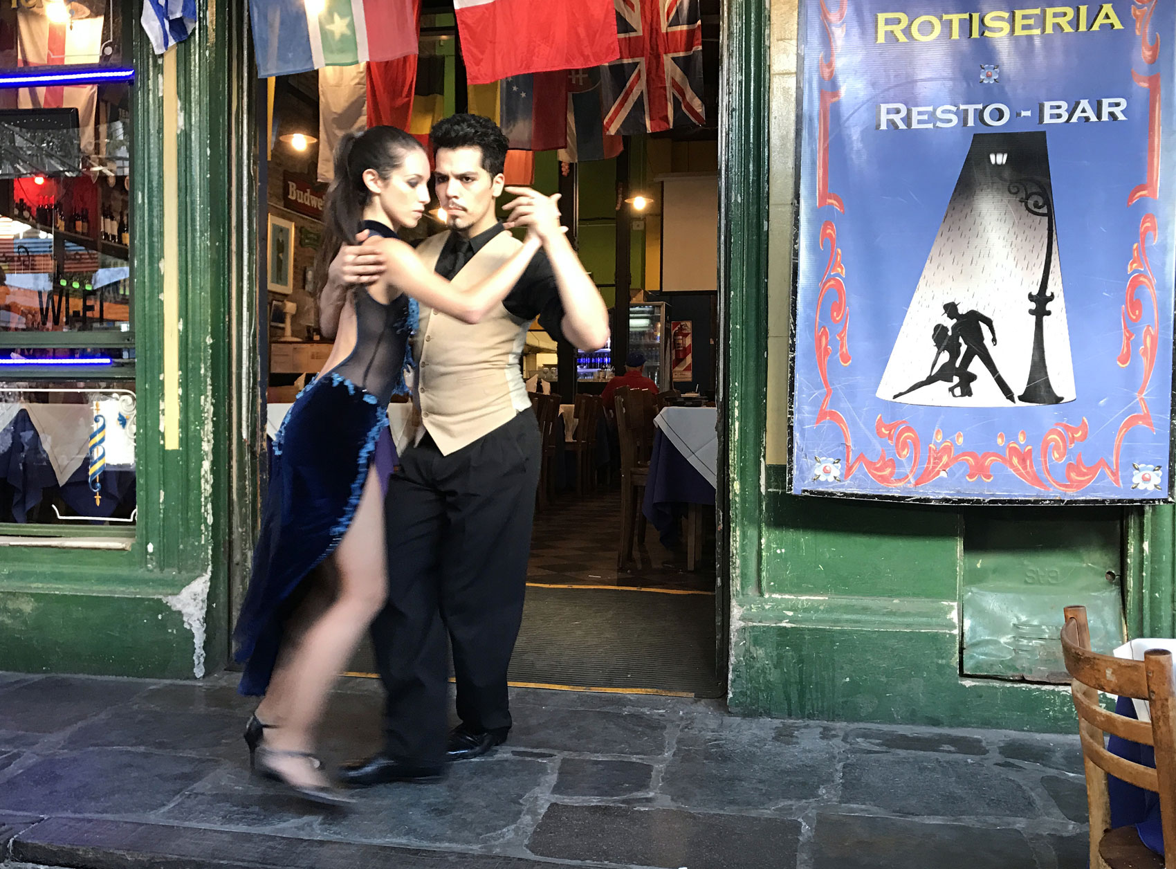 La-Boca Tango Dancing Buenos Aires