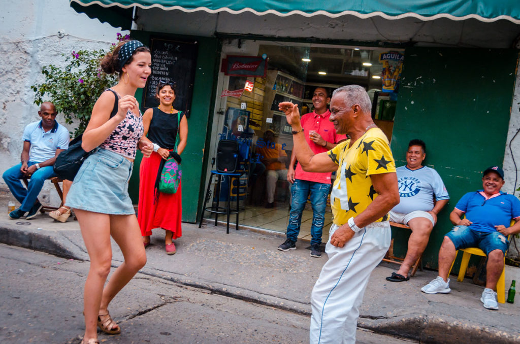 People dancing on the street - Getsemani