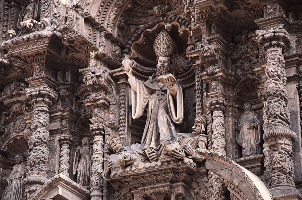 Statue of a pope in San Agustin church - Peru