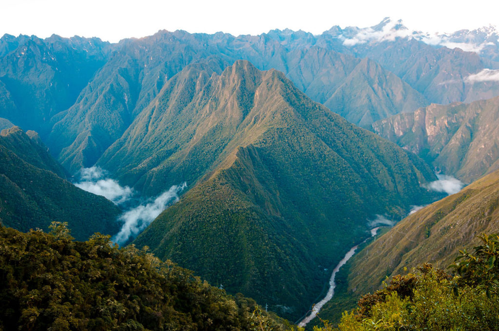 Panoramic view of the mountains - Inca Trail