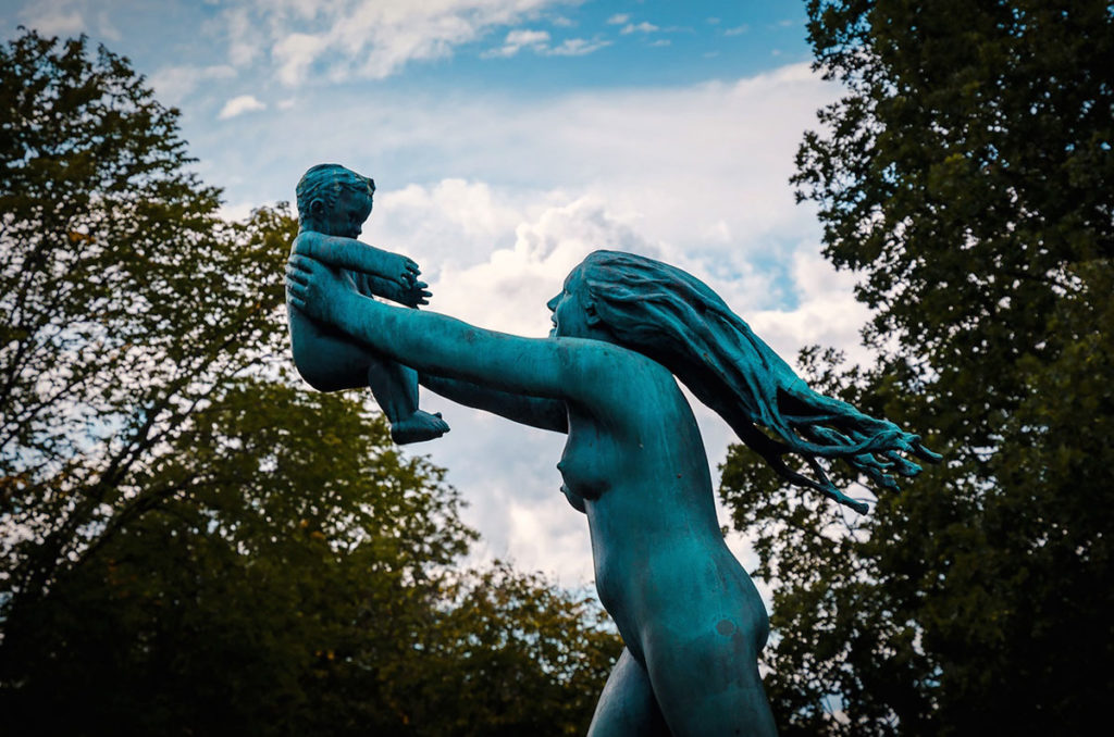 Mother Holding Child Statue - Vigeland Sculpture Park