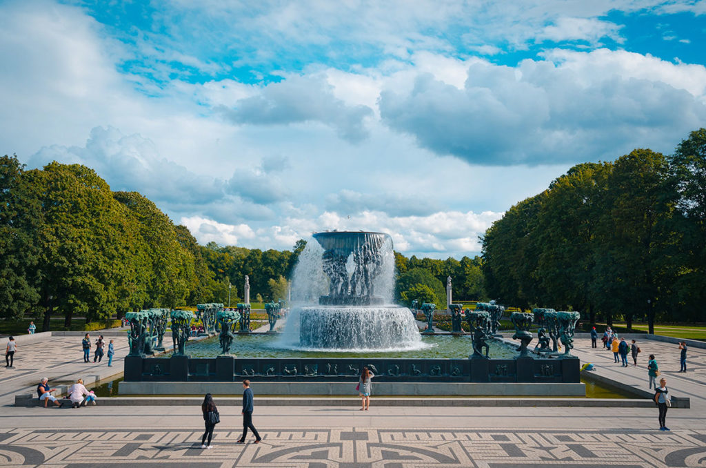 Huge Park Fountain - Vigeland Sculpture Park