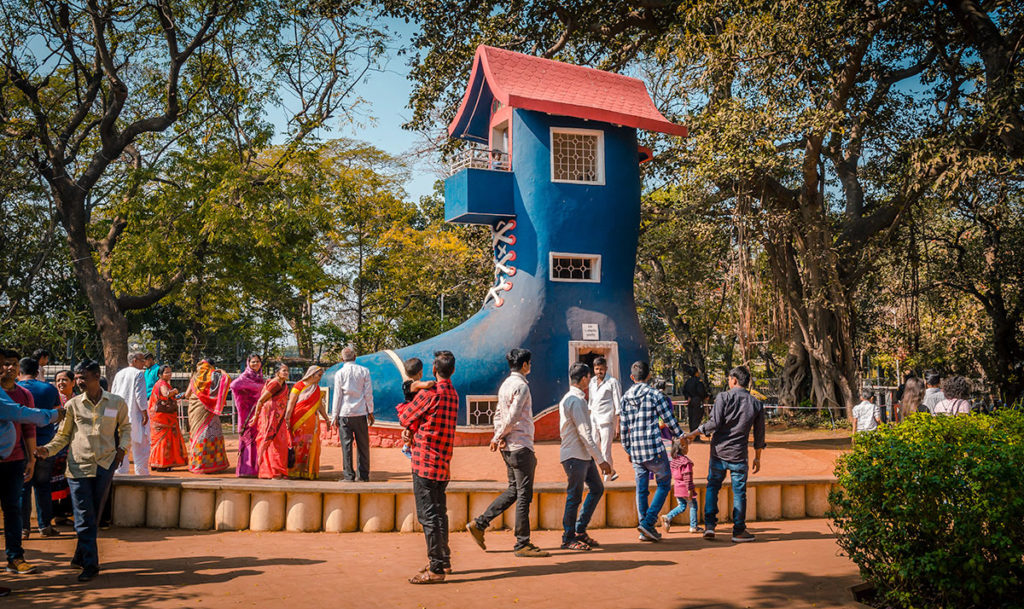 Blue Boot House in the Hanging Garden - Mumbai