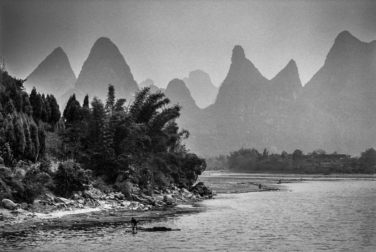 River along the Guilin Peaks