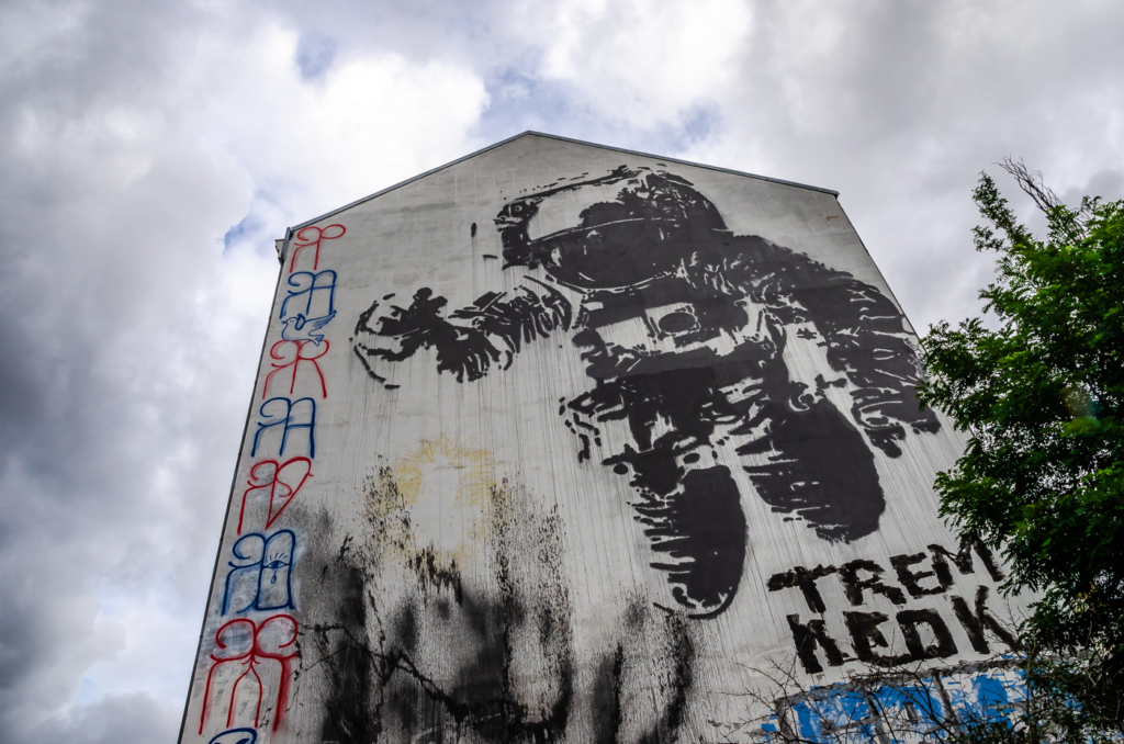 Astronaut Cosmonaut Mural Berlin